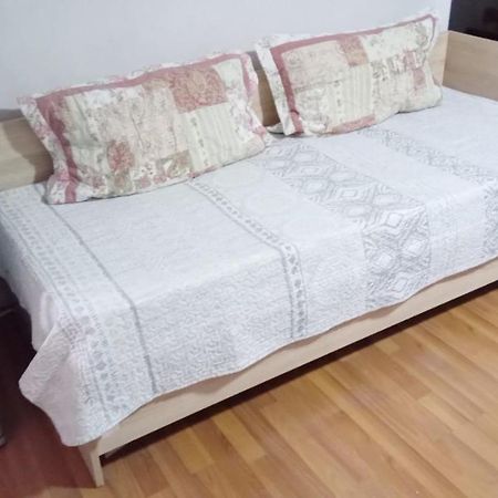 Beso-House Appartement Bordzjomi Buitenkant foto