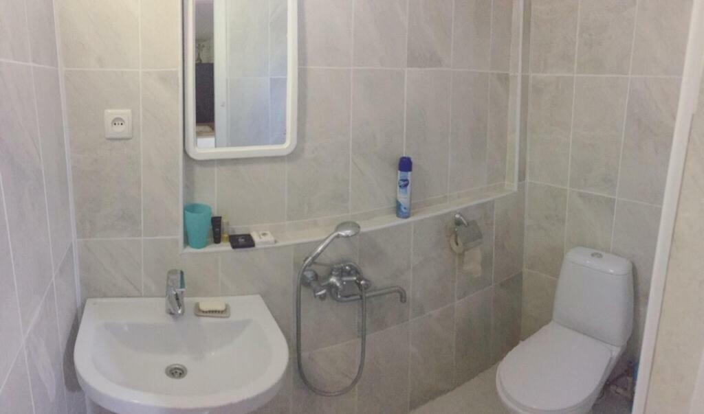 Beso-House Appartement Bordzjomi Buitenkant foto